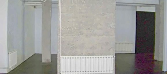 Gewerbliche Immobilie in A Coruna, Spain 391m², Nr. 38539 13