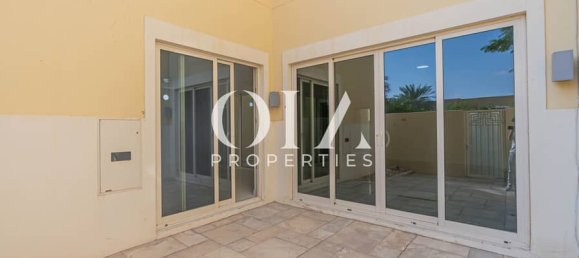 Villa T4 em Al Raha Gardens, UAE N.º 17398 2