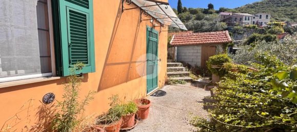 6-Zimmer Haus in Genoa, Italy, Nr. 278119 3