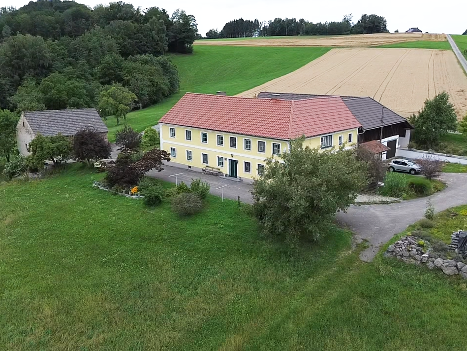 8 rooms House in Biberbach, Austria No. 246084