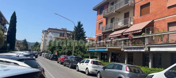 2-Zimmer Gewerbliche Immobilie in Scandicci, Italy, Nr. 326293 4