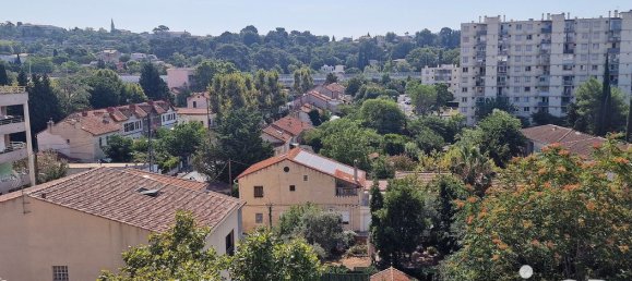 2 bedrooms Apartment in Marseille, France No. 327418 3