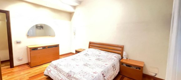 3 rooms Apartment in Rome, Italy No. 28380 21