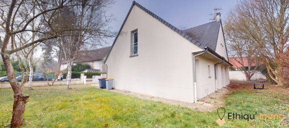 Villa de 5 dormitorios en Sens, France No. 195487 2