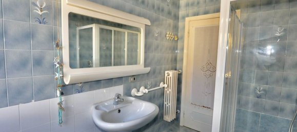 5-Zimmer Wohnung in San Benedetto del Tronto, Italy, Nr. 149268 33