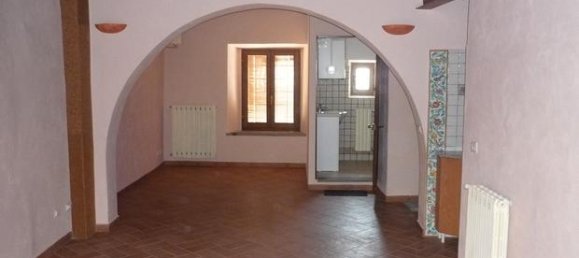 9 rooms Apartment in Montefiascone, Italy No. 250783 3