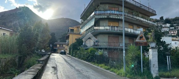 5 rooms Apartment in Cassino, Italy No. 40357 4