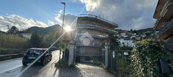 5 rooms Apartment in Cassino, Italy No. 40357 3