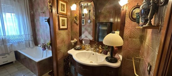 5 rooms Apartment in Cassino, Italy No. 40357 31