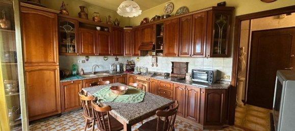 5 rooms Apartment in Cassino, Italy No. 40357 5