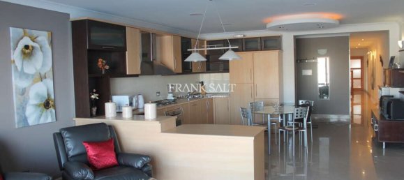 Apartamento de 3 dormitorios en Gzira, Malta No. 8983 6