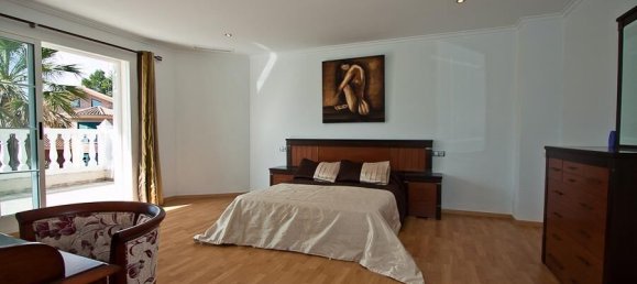 Villa de 4 dormitorios en L'Eliana, Spain No. 22223 5