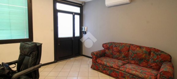 1-salle Entrepôt à Rudiano, Italy No. 341364 26