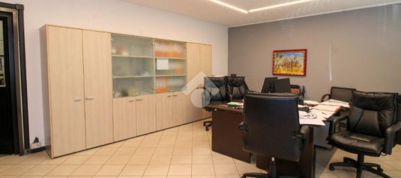 1-salle Entrepôt à Rudiano, Italy No. 341364 29