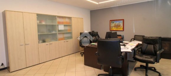 1-salle Entrepôt à Rudiano, Italy No. 341364 30