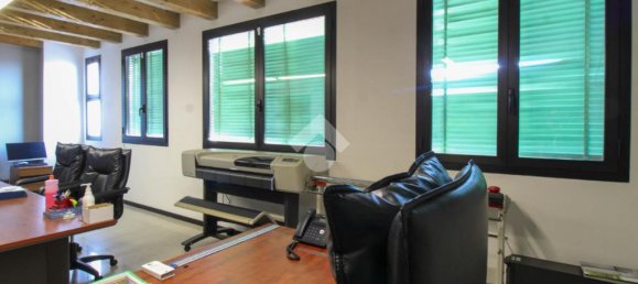 1-salle Entrepôt à Rudiano, Italy No. 341364 21