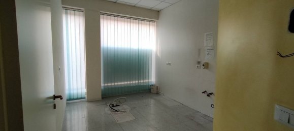 300m² Office in Terni, Italy No. 312662 6