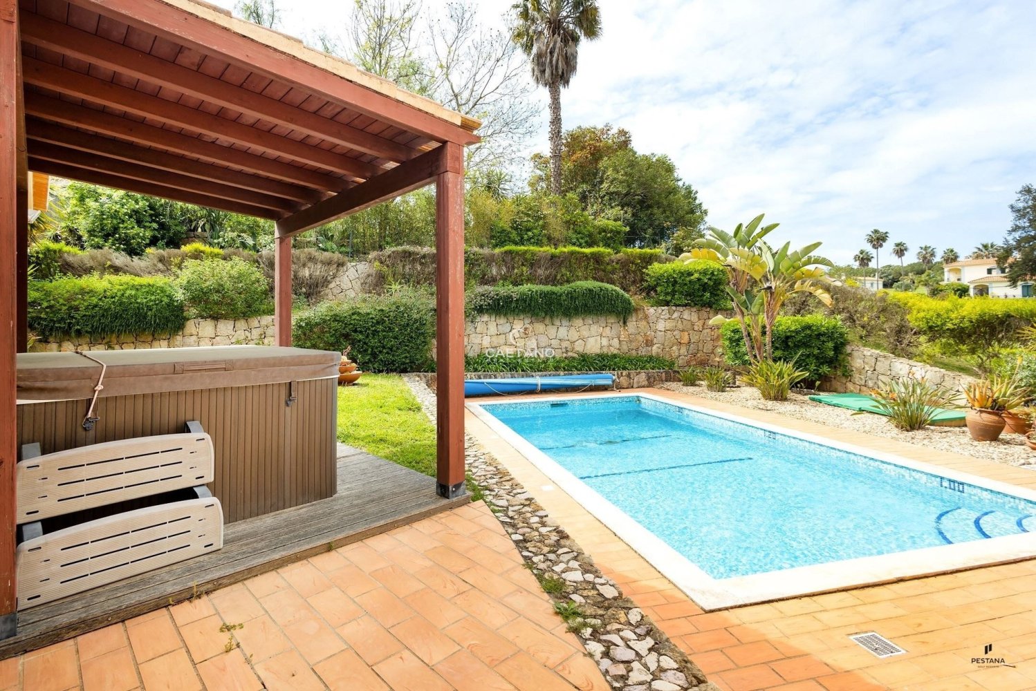 4 bedrooms Villa in Lagoa, Portugal No. 318144