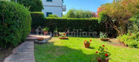 3 bedrooms Apartment in Livorno, Italy No. 302296 3