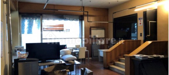 1غرفة بناية في Senago, Italy رقم 360238 18