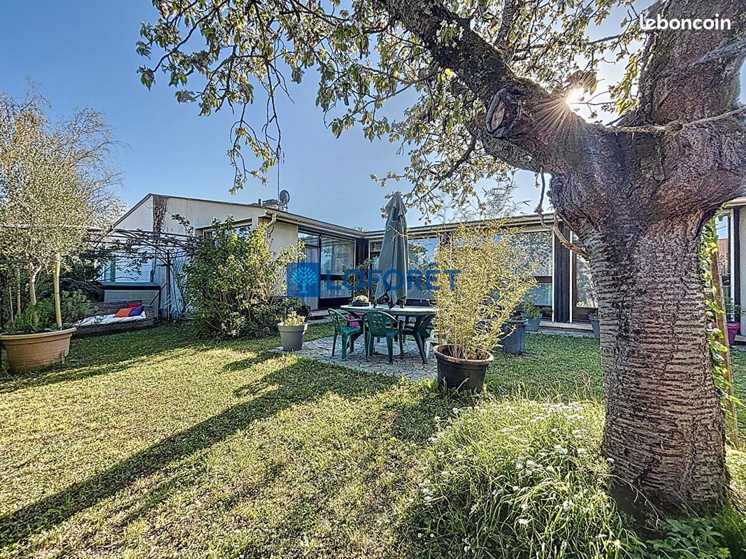 3 bedrooms House in Bruyeres-le-Chatel, France No. 150680