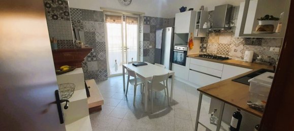 3 Schlafzimmer Wohnung in Rome, Italy, Nr. 139204 16