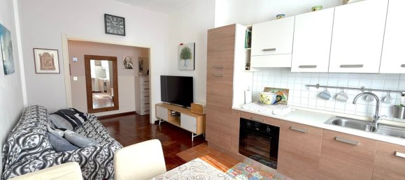 2 bedrooms Apartment in Sesto San Giovanni, Italy No. 370145 7
