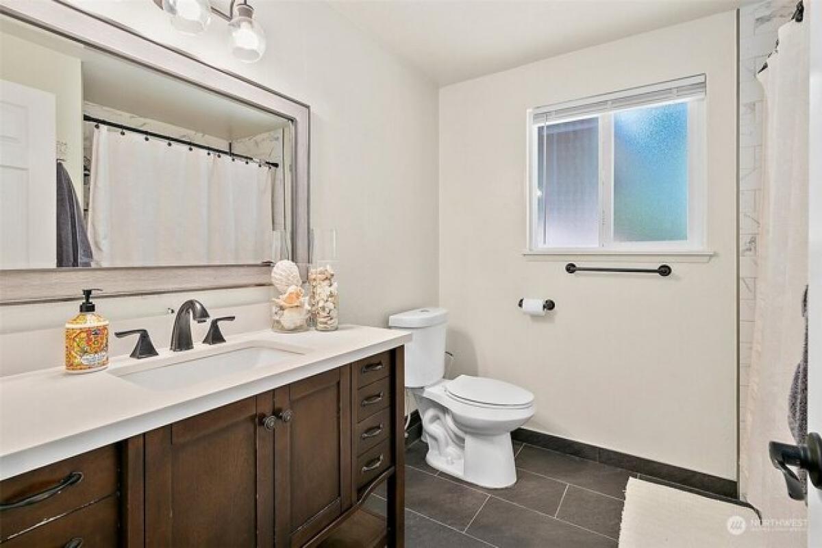 4 bedrooms House in Federal Way, USA No. 440877