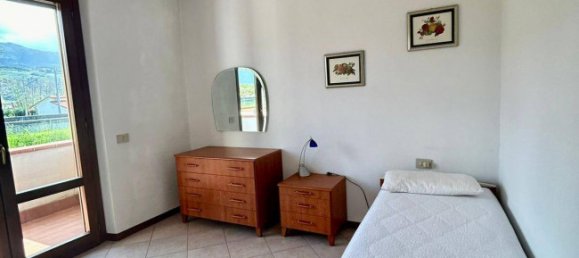 3 bedrooms Villa in Montignoso, Italy No. 107409 9