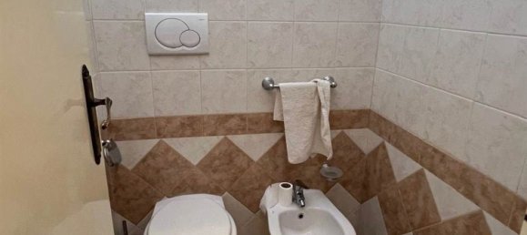 Дом с 3 комнатами в Фазано, Италия № 279471 6