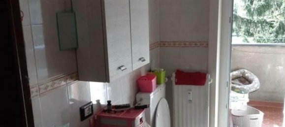 3 rooms Apartment in Varese, Italy No. 180293 9