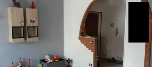 3 rooms Apartment in Varese, Italy No. 180293 8