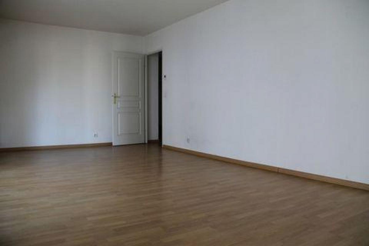 شقة 3 غرف نوم  في Lille, France رقم 32670