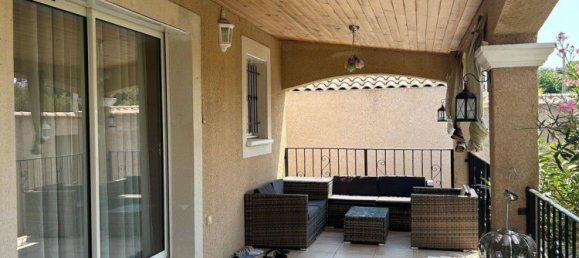 4 bedrooms Villa in Marignane, France No. 331500 38