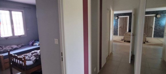 4 bedrooms Villa in Marignane, France No. 331500 26