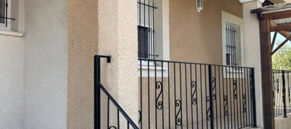 4 bedrooms Villa in Marignane, France No. 331500 9