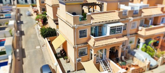 3 bedrooms House in Alicante, Spain No. 133909 35