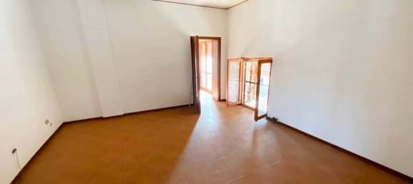 Casa de 4 dormitorios en Izano, Italy No. 348590 5