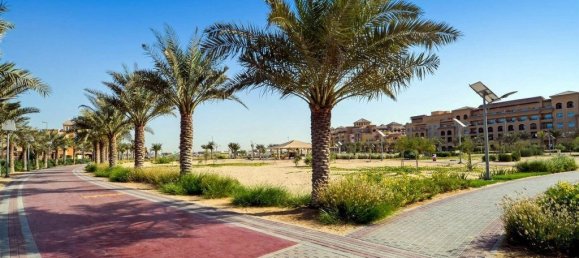 17419m² Building in Dubai, UAE No. 8612 4