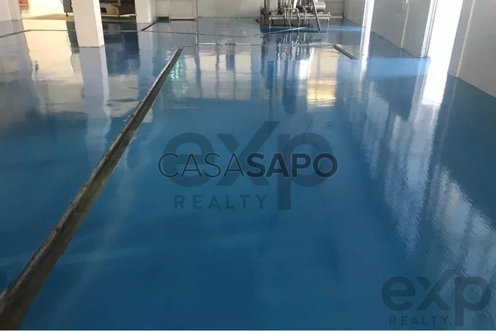 3700m² Commercial property in Ilhavo, Portugal No. 321025