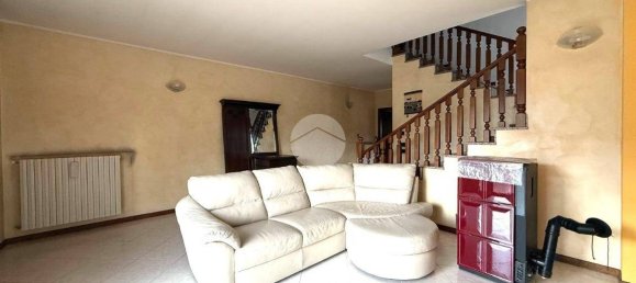 3 bedrooms House in Pontoglio, Italy No. 295904 7