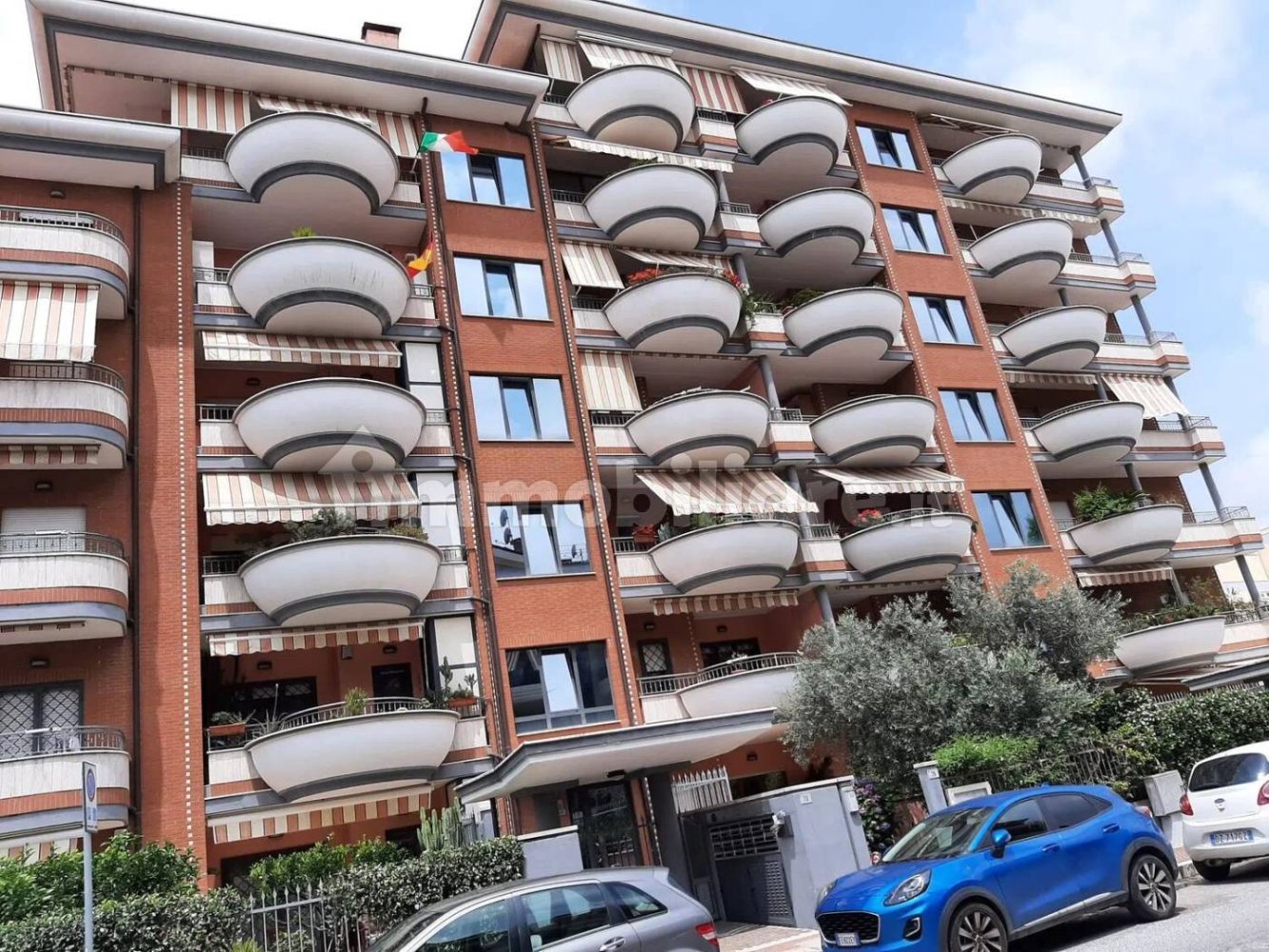 4 bedrooms Apartment in Aprilia, Italy No. 12982