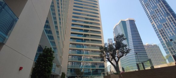 Apartamento de 1 dormitorio en Business Bay, UAE No. 335 11