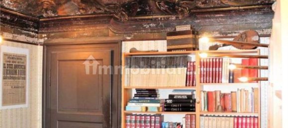 Villa de 6 dormitorios en Serravalle Sesia, Italy No. 157674 8