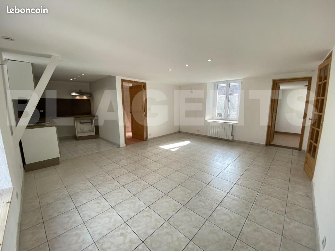 Apartamento T3 em Beville-le-Comte, France N.º 331063