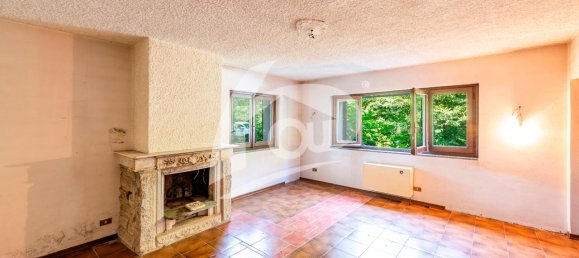 8 rooms Villa in Cadrezzate con Osmate, Italy No. 66426 7