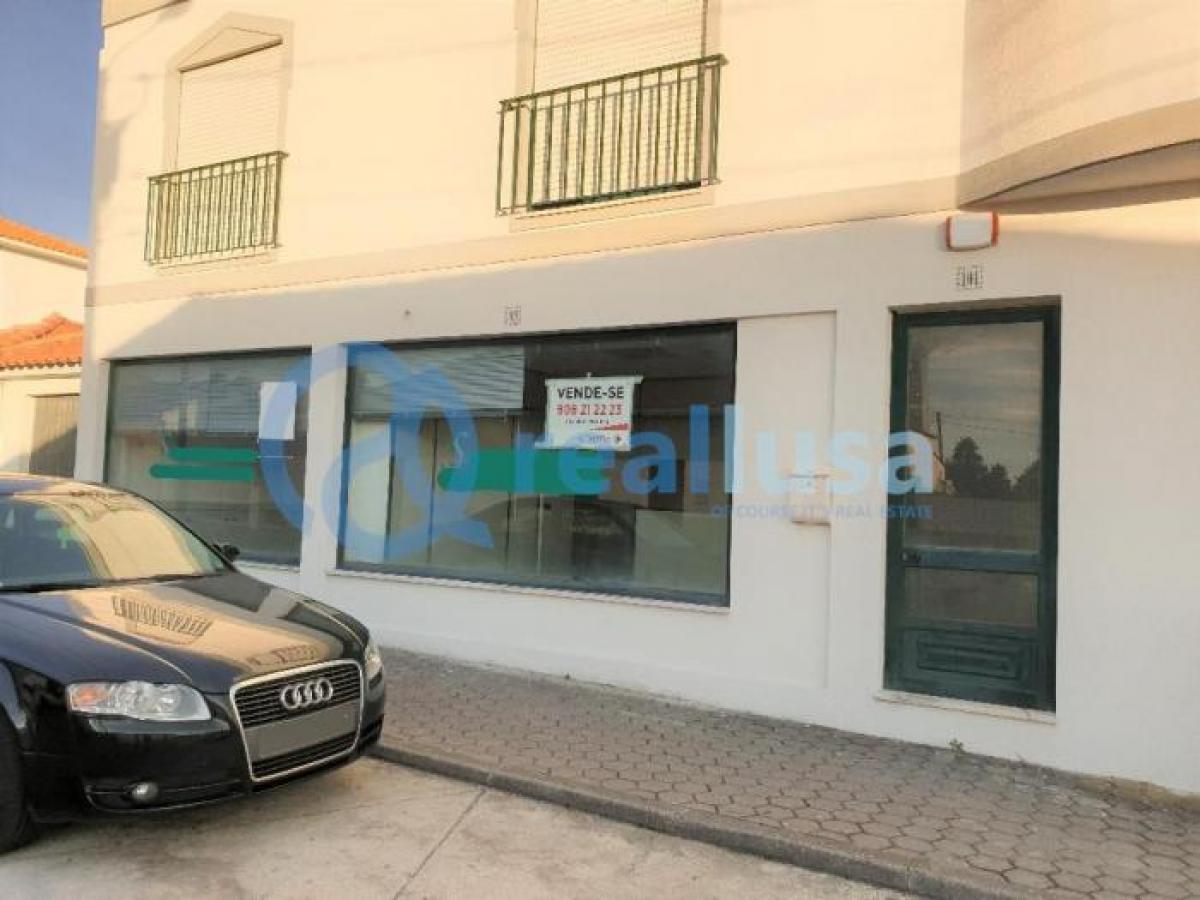 125m² Shop in Aveiro, Portugal No. 1928