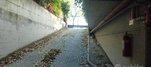 18m² Garage in Parma, Italy No. 251760 6