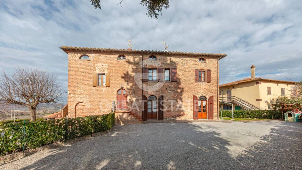 12-salle Maison à Chiusi, Italy No. 169324