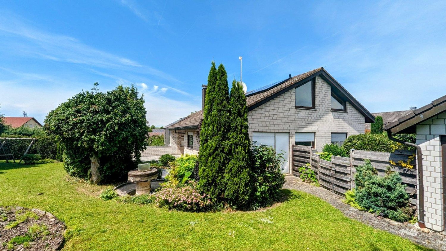 8 rooms House in Ostalbkreis, Germany No. 53153